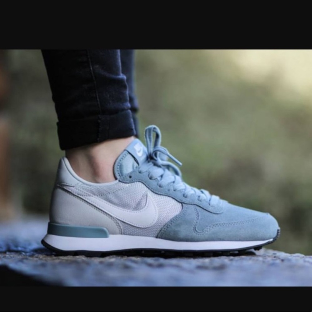 Nike Internationalist Women's Gym Shoes- 7.5